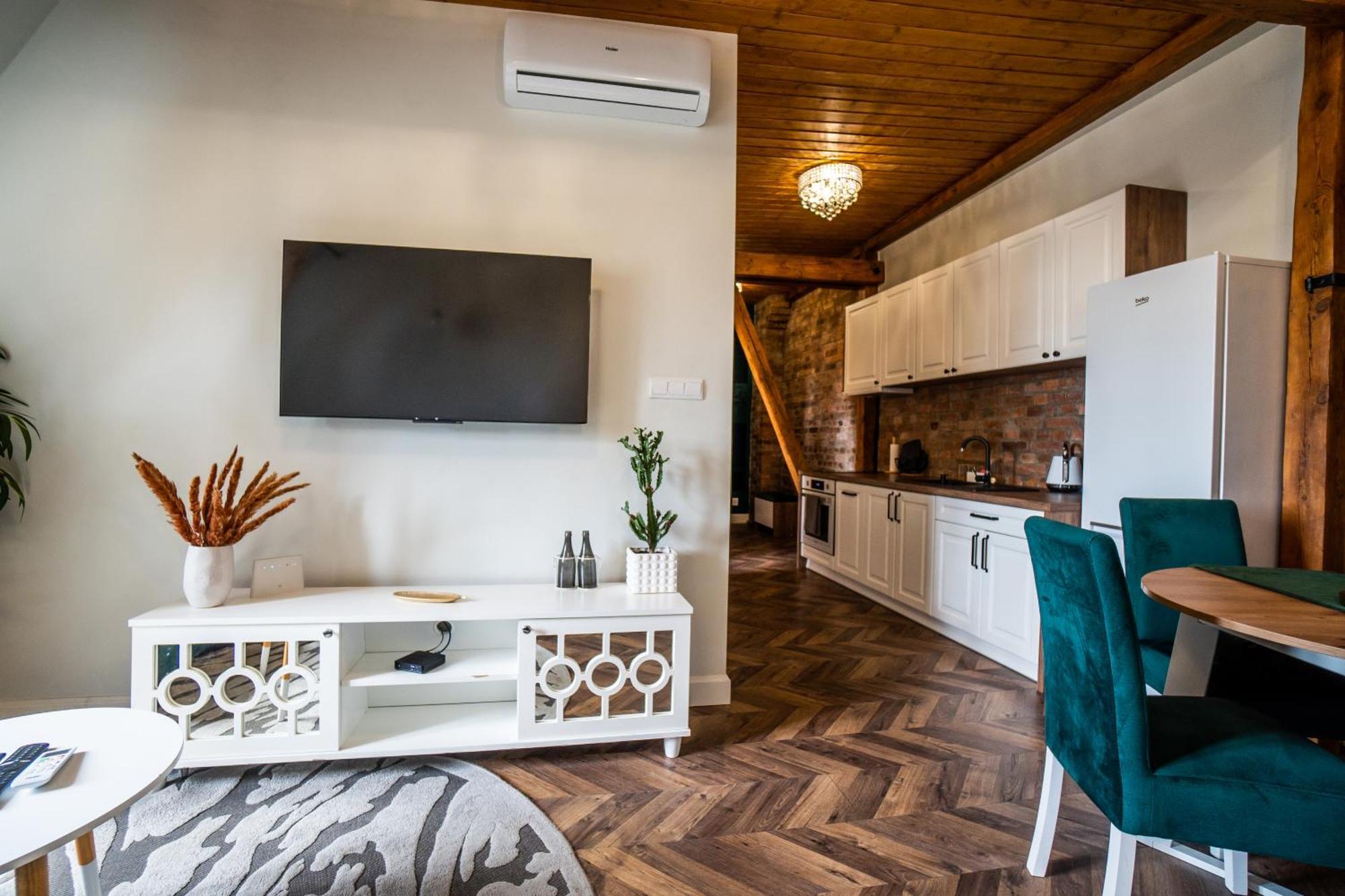 Apartamenty Pioro I Atrament ทอรูน ภายนอก รูปภาพ